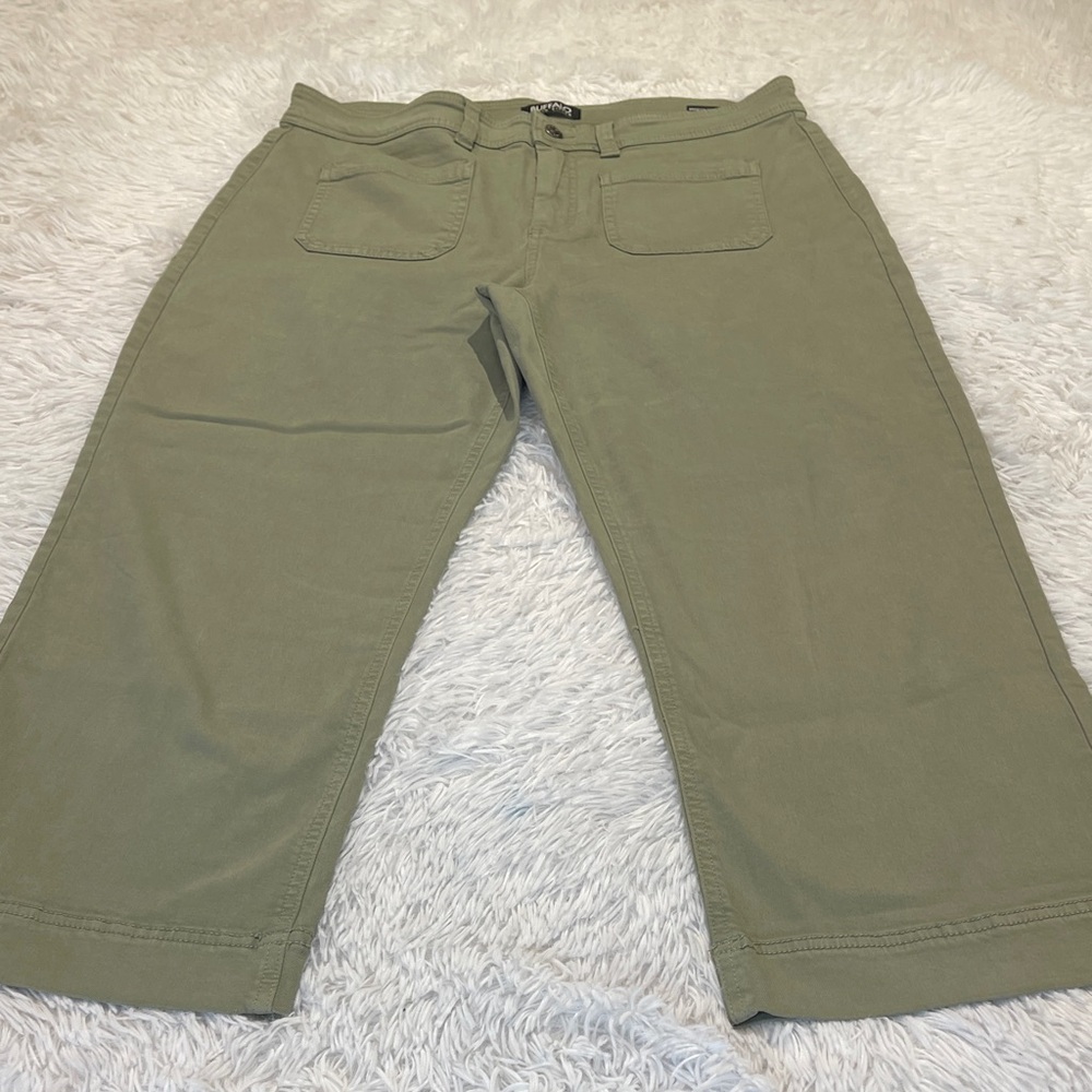 Buffalo David Bitton BRIGETTE SIZE 14/34 waist HIRISE CROP WOMENS Sage Trousers